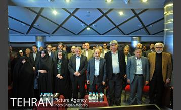 رونمایى از تندیس مرحوم حضرت آیت الله هاشمى رفسنجانى 8