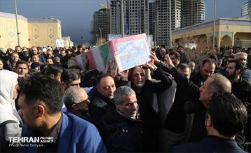 مراسم تشییع شهیده فائزه رحیمی در هوافضای سپاه 9