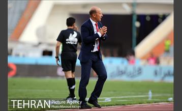 دیدار تیم های سپاهان و پرسپولیس 16