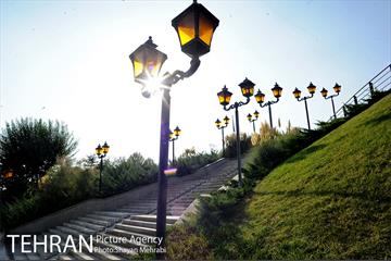 دریاچه و باغ هنر 38
