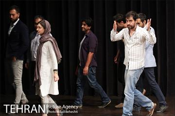 اکران خیریه فیلم سینمایی چهارشنبه به نفع زندانیان‎ 18