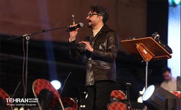 رویداد «شب ایران» در میدان انقلاب اسلامی 27