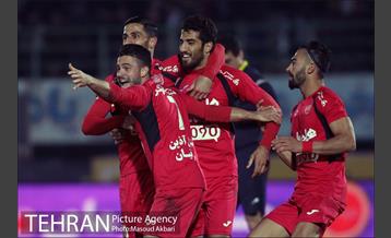 دیدار تیم های فوتبال صبا قم و پرسپولیس تهران