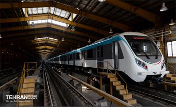 رونمایی از قطار ملی 32