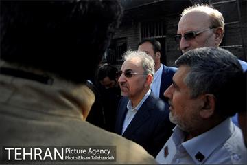 آتش سوزی انبار کالا در خیابان فداییان اسلام 19