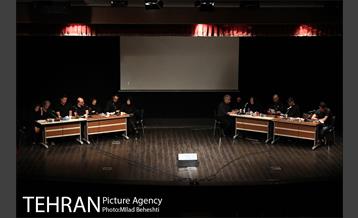 فیلمنامه خوانی سگ کشی در فرهنگسرای اندیشه‎ 11