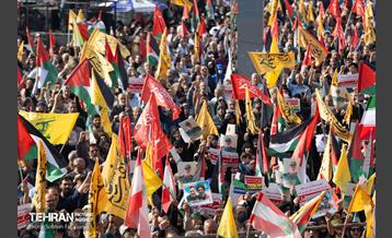 مراسم تشییع پیکر شهید سردار عباس نیلفروشان - 2 42