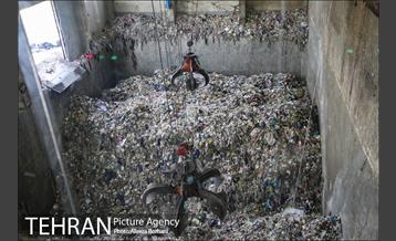 بازدید کارگروه رفع بوی نامطبوع تهران از مجتمع آرادکوه 17