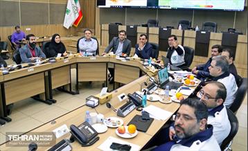 حضور مدیرکل سرمایه انسانی شهرداری تهران در ستاد مدیریت بحران شهرداری تهران 18