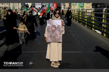 اجتماع «دختران جان‌فدای ایران» - 3 15