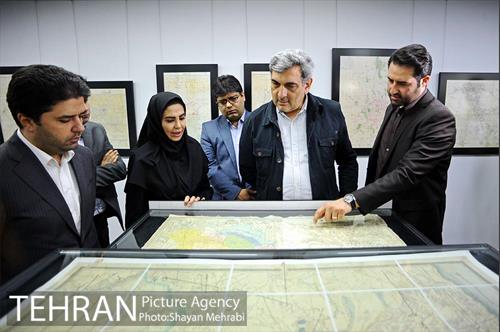بازدید شهردار تهران از موزه نقشه تهران 6