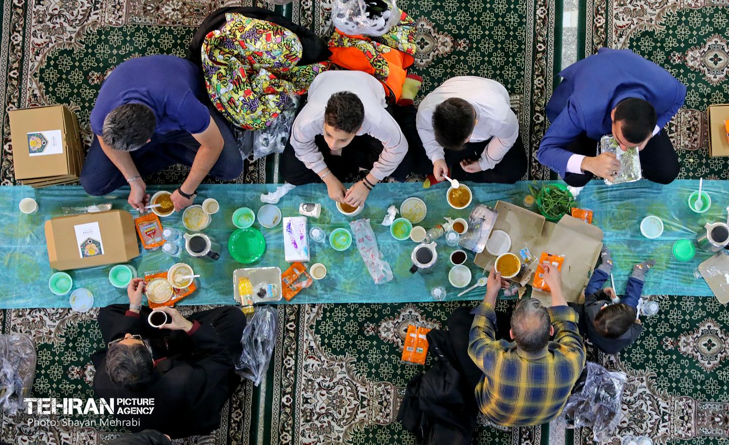 ضیافت افطاری در حرم عبدالعظیم حسنی(ع) 6