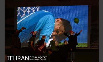 تماشای دیدار تیم‌های ملی ایران و پرتقال در استادیوم آزادی 9