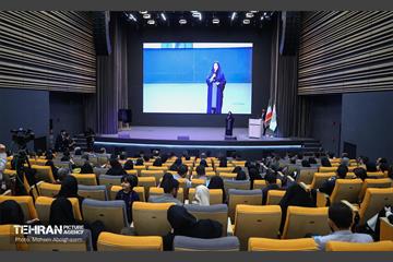 آیین تجلیل از شهرنگاران شهرداری تهران 37