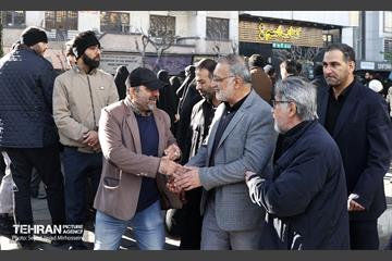 تشییع پیکرهای ۱۰۰ شهید گمنام از مقابل دانشگاه تهران 31