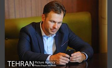 بازدید شهردار بلگراد از خانه هنرمندان 17