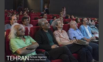 کودکان و زنان آسیب دیده به تماشای فیلم  یک سامورایی در برلین پرداختند 10