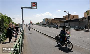 بی قانونی؛ تردد در خطوط بی آر تی 7