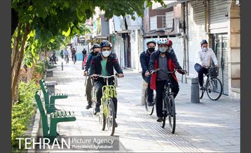 پویش سه شنبه های بدون خودرو در منطقه 8