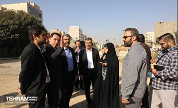بازدید مدیران شهری از پروژه باغ راه حضرت فاطمه(س) 4