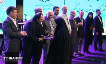 تجلیل از معلمان دانش‌آموزان با نیازهای ویژه شهر تهران 10