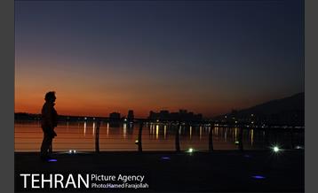 نمای غروب و شب دریاچه خلیج فارس 22