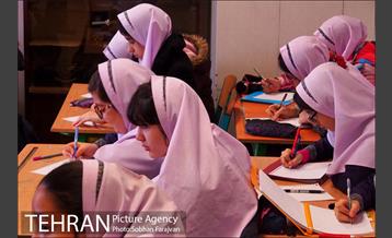 مانور سراسری زلزله در دبستان شهید بهشتی 5