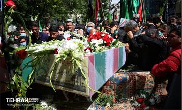 مراسم تشییع و تدفین شهدای گمنام در منطقه ۳ تهران  19