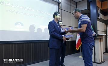 تقدیر از فرزندان همکاران شهرداری تهران 4