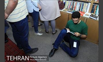 یادمان جشن یک سالگی کتاب فروشی نشرهنوز 6