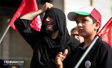 وداع با آقای شهید ایران-1 6