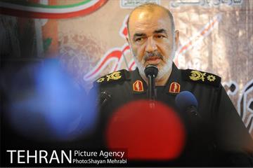 رونمایی از کتاب "پلاک های شهر" 13