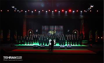 سوگواره آئینی هنری «تکیه ملت» در ورزشگاه شهید شیرودی 1