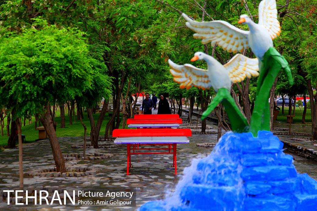 بوستان جوانمردان ایران‎ 18
