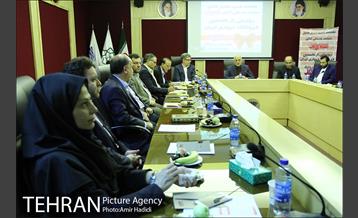 آیین رونمایی از نخستین فروشگاه دیواری کشور توسط فروشگاه شهروند 13