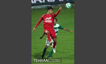 دیدار ذوب اهن و پرسپولیس در لیگ برتر فوتبال