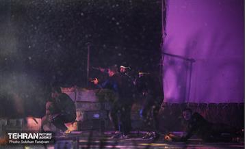 فیلم نمایش ۴۱۰ در برج میلاد 30