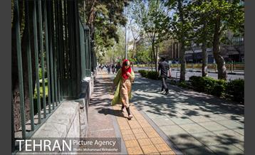 شهرنگار؛ خیابان انقلاب 12