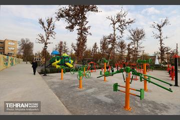 آیین بهره برداری از پروژه های مناسب سازی معابر و فضاهای عمومی 20