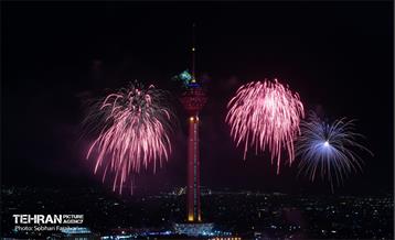 نور افشانی در شب سالگرد پیروزی انقلاب اسلامی 13