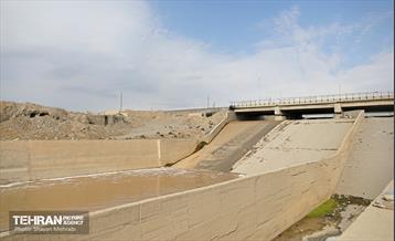 بازدید خبرنگاران از پروژه‌های شرکت خاکریزآب 40