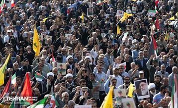 مراسم تشییع پیکر شهید سردار عباس نیلفروشان - 2 43