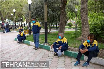 آغاز واکسیناسیون پاکبان‌ها و پرسنل جمع‌آوری پسماند شهر تهران 19