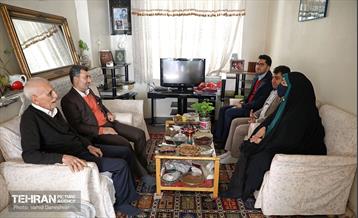 دیدار شهردار منطقه۱۷ با جمعی از مردآفرین دارالشهدای تهران 17