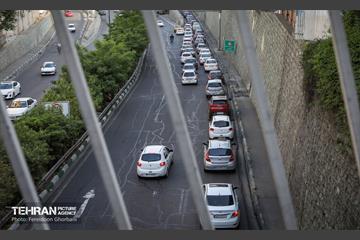 بی قانونی؛ تخلف جناغی 30
