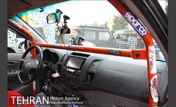 بزرگترین همایش اتومبیلهای دو دیفرانسیل تهران‎ 21