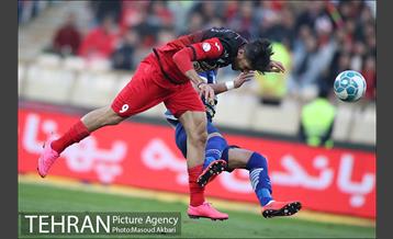 دیدار تیم های فوتبال پرسپولیس و استقلال خوزستان