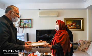 دیدار شهردار تهران باخانواده شهید  اکبرپورسرابی 23