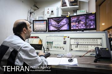 عبادت و خدمت؛ ایستگاه مترو امام خمینی(ره) 11