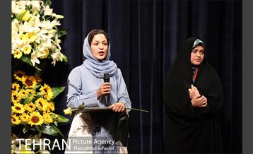 شانزدهمین جشن سالانه انجمن منتقدان و نویسندگان خانه تئاتر‎ 13